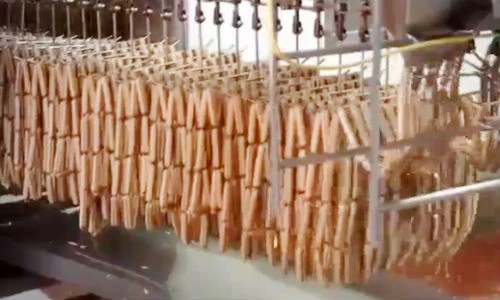 Tận mắt công nghệ làm xúc xích hảo hạng