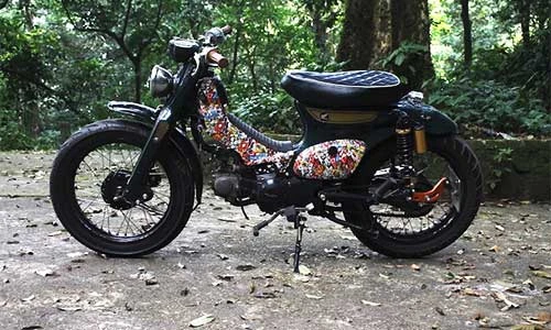 Xe máy Honda Super Cub độ cực độc của 9x Hà thành