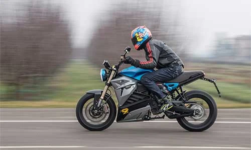 Siêu môtô điện Eva EsseEsse9 phong cách retro cực chất