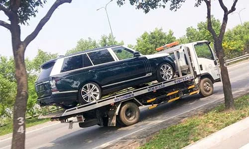 Đại gia Lào Cai chi chục tỷ mua Range Rover SVAutobiography 