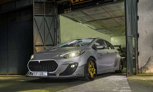 Kia K3 “biến hình” siêu xe Maserati hơn 300 triệu tại Sài Gòn