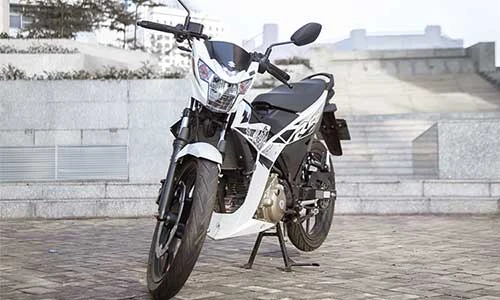 Cận cảnh Suzuki Raider R150 Fi 2017 giá 49 triệu tại Việt Nam