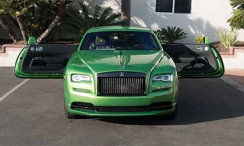 Siêu xe sang Rolls-Royce Wraith màu độc giá hơn 10 tỷ đồng