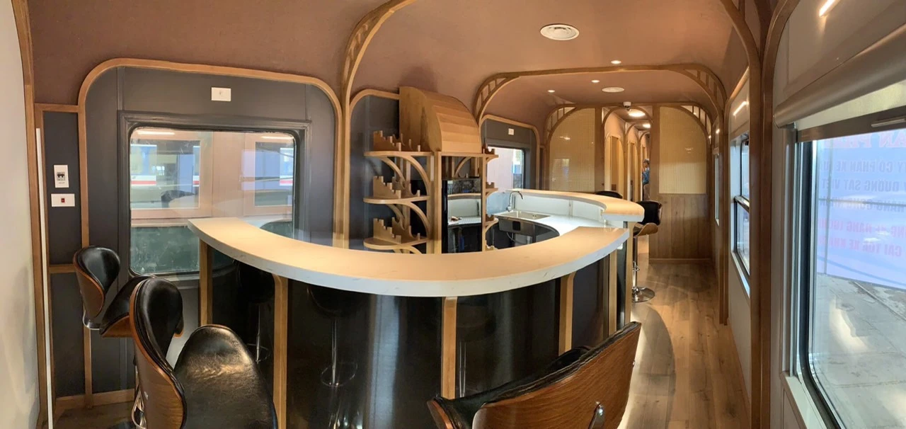 Nội thất xịn như hạng C máy bay trên đoàn tàu 5 sao ở VN