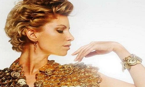 Choáng ngợp những chiếc áo bằng vàng của giới siêu giàu