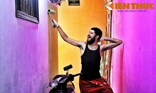 Những điều chưa biết về chàng Tây “tô màu” cho phố cổ HN