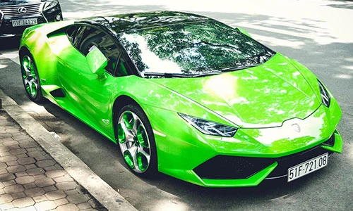 Lamborghini Huracan “màu độc” giá hơn 20 tỷ tại Sài Gòn
