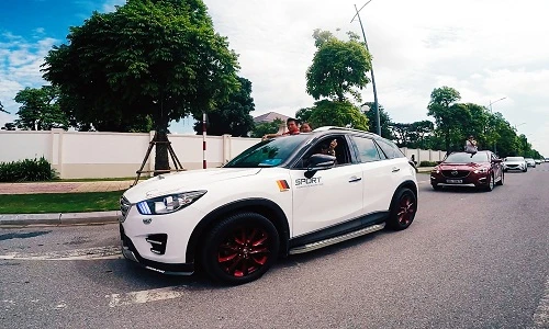 Gần 100 “xế hộp” Mazda CX5 lăn bánh tại Hà Nội 