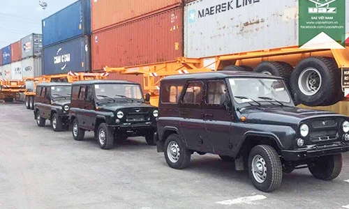 “Đập thùng” ôtô Uaz Hunter máy dầu siêu rẻ tại Hà Nội 