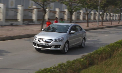 Xe “ế” Suzuki Ciaz giảm gần 100 trăm triệu tại Việt Nam