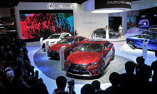 Hơn 80 mẫu xe ôtô “show hàng” tại triển lãm VMS 2017