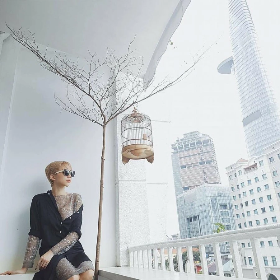 Trước khi kết hôn, ca sĩ Tóc Tiên giàu cỡ nào?