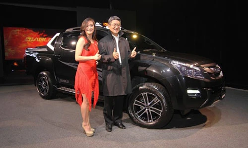 Isuzu ra mắt D-Max Diablo phiên bản giới hạn chỉ 300 chiếc
