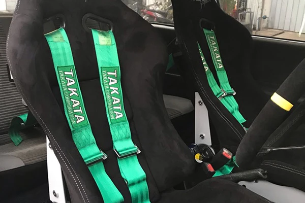 Sau túi khí, phát hiện lỗi dây an toàn Takata trên ôtô