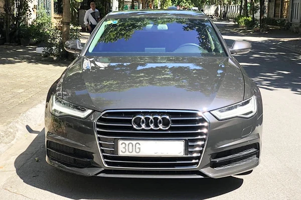 Xe sang Audi A6 chạy 2 năm, lỗ gần 1 tỷ đồng ở Hà Nội