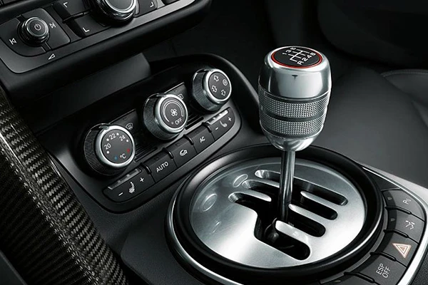 Xe ôtô khi bị hỏng số lùi phải xử lý ra sao? 