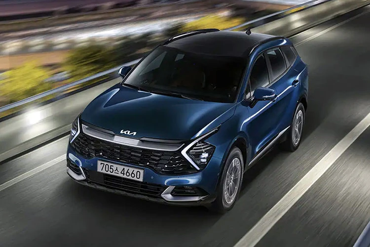Kia Sportage PHEV 2022 "uống xăng như ngửi" sắp trình làng