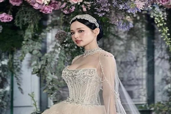 Khoe khoảnh khắc visual đỉnh cao, Tâm Tít đang "cải lão hoàn đồng"