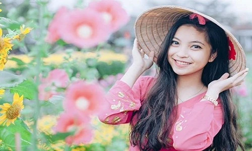 Bạn gái xinh như hot girl của cầu thủ U20 Việt Nam