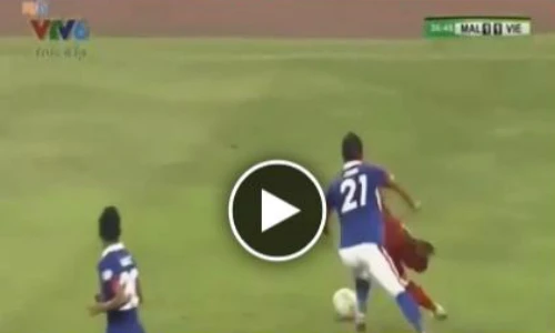 Xem lại những hành động không đẹp của đội Malaysia