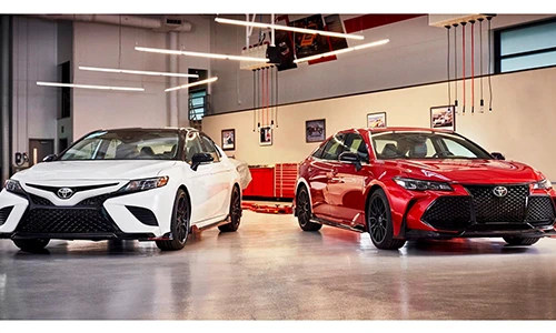 Toyota "nhá hàng" cặp đôi Camry TRD và Avalon TRD mới