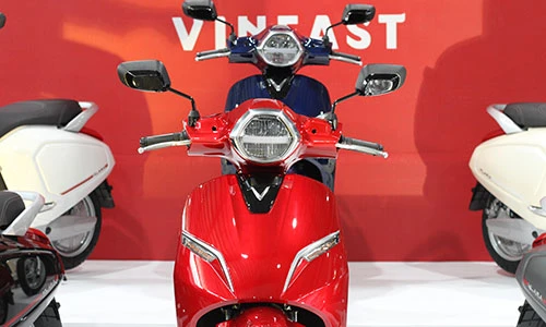 Cận cảnh xe máy điện VinFast Klara mới vừa ra mắt 