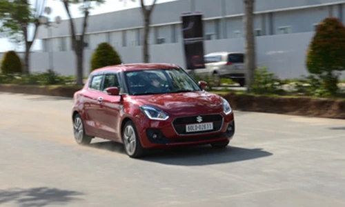 Suzuki Swift 2018 “chốt giá” 499 triệu tại Việt Nam?