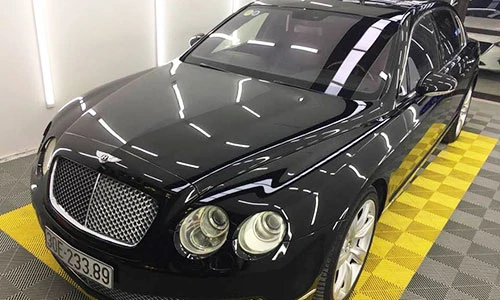 Siêu xe sang Bentley "giá bèo" chỉ 1,9 tỷ đồng ở Hà Nội 
