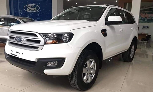 Chi tiết xe Ford Everest 2018 rẻ nhất chỉ 999 triệu đồng 