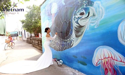 Làng bích họa Lý Sơn đẹp hút hồn dân du lịch