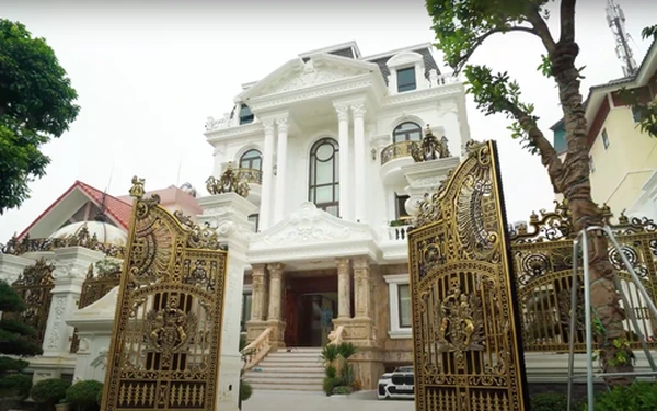 “Ngộp thở” biệt thự lộng lẫy như lâu đài của đại gia Thái Nguyên