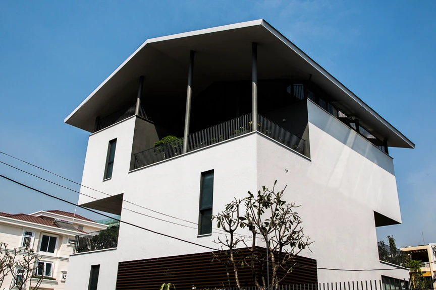 Ngôi nhà “lơ lửng” chống lụt độc đáo ở TP HCM