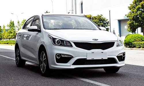 Kia Rio sedan 2017 “bằng xương bằng thịt” tại Châu Á