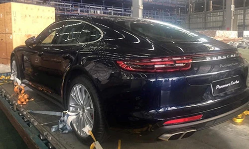 Porsche Panamera Turbo 2017 về Việt Nam dự VIMS 2016