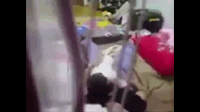 Video: chủ xóm trọ có màn bắt trộm cực gay cấn