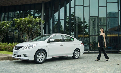 Xe ôtô Nissan giảm giá "khủng" tới 127 triệu tại Việt Nam