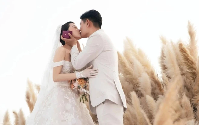 Khối tài sản đồ sộ của Minh Hằng và chồng đại gia