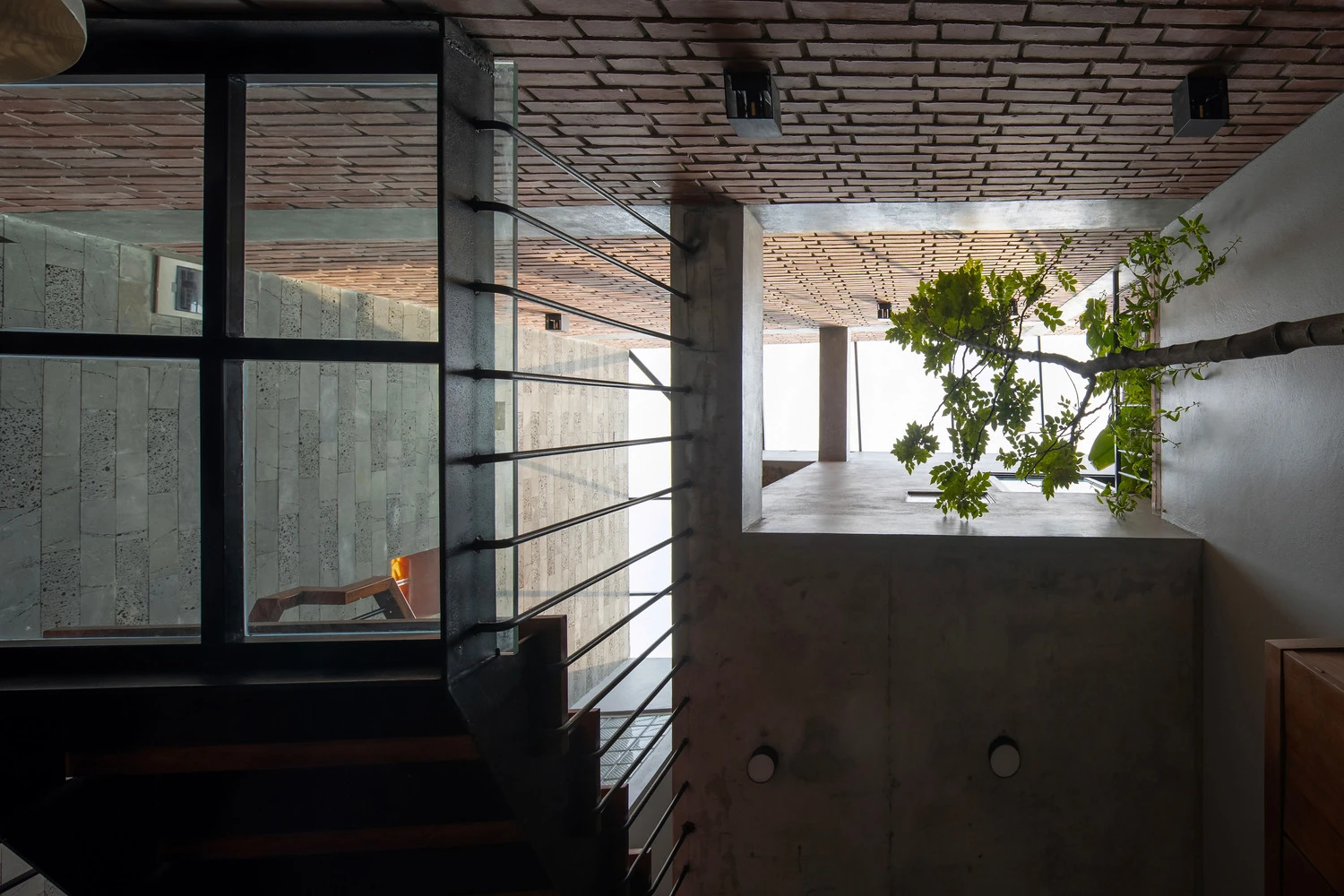 Nhà Việt được đề cử “Oscar kiến trúc” thế giới đẹp cỡ nào?