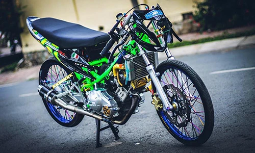 Yamaha Exciter độ Drag “full đồ chơi” của biker Sài Gòn