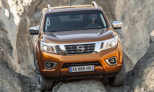 Nissan Navara NP300 phiên bản Châu Âu chính thức lộ diện