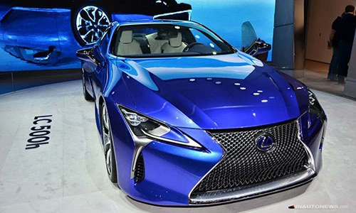 Siêu xe hybrid Lexus LC 500h chính thức ra mắt 