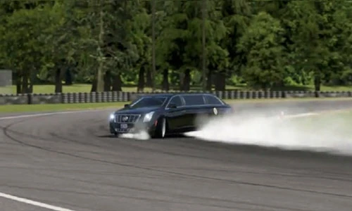 Khoá học drift siêu xe sang Limousine dành cho... Tổng thống?