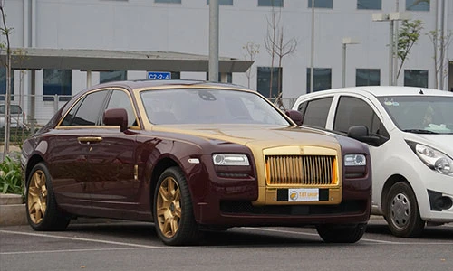 Chi tiết Rolls-Royce Ghost 40 tỷ mạ vàng độc nhất Việt Nam
