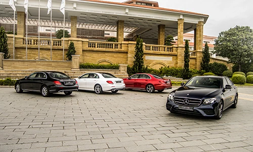 Mercedes-Benz E 300 AMG 2019 từ 2,83 tỷ tại Việt Nam