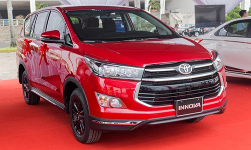 Xe Toyota Innova giảm giá 75 triệu đồng tại Việt Nam