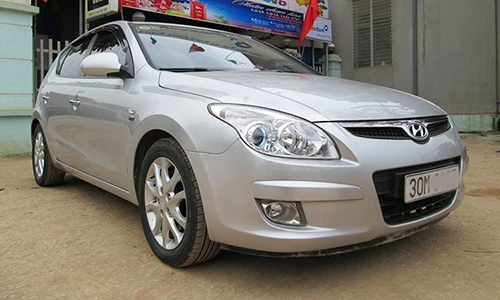 Hyundai i30 máy dầu dùng 12 năm bán 350 triệu ở Hà Nội