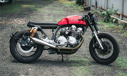 Honda CB750 "đồng nát", lột xác nhờ garage Tự Thanh Đa 