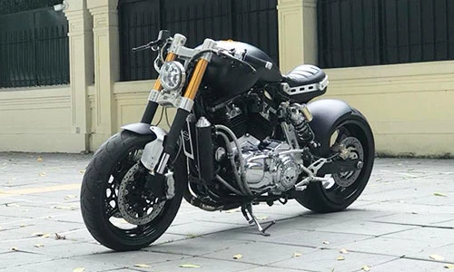 Xế nổ Hellcat X132 “thửa” từ Harley 883 của dân chơi Hà Nội