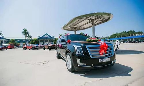 Cadillac Escalade tiền tỷ biển "ngũ quý 3" rước dâu ở Hải Phòng