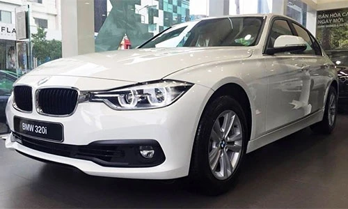 Sedan hạng sang BMW 3-series chưa thể đến tay khách Việt